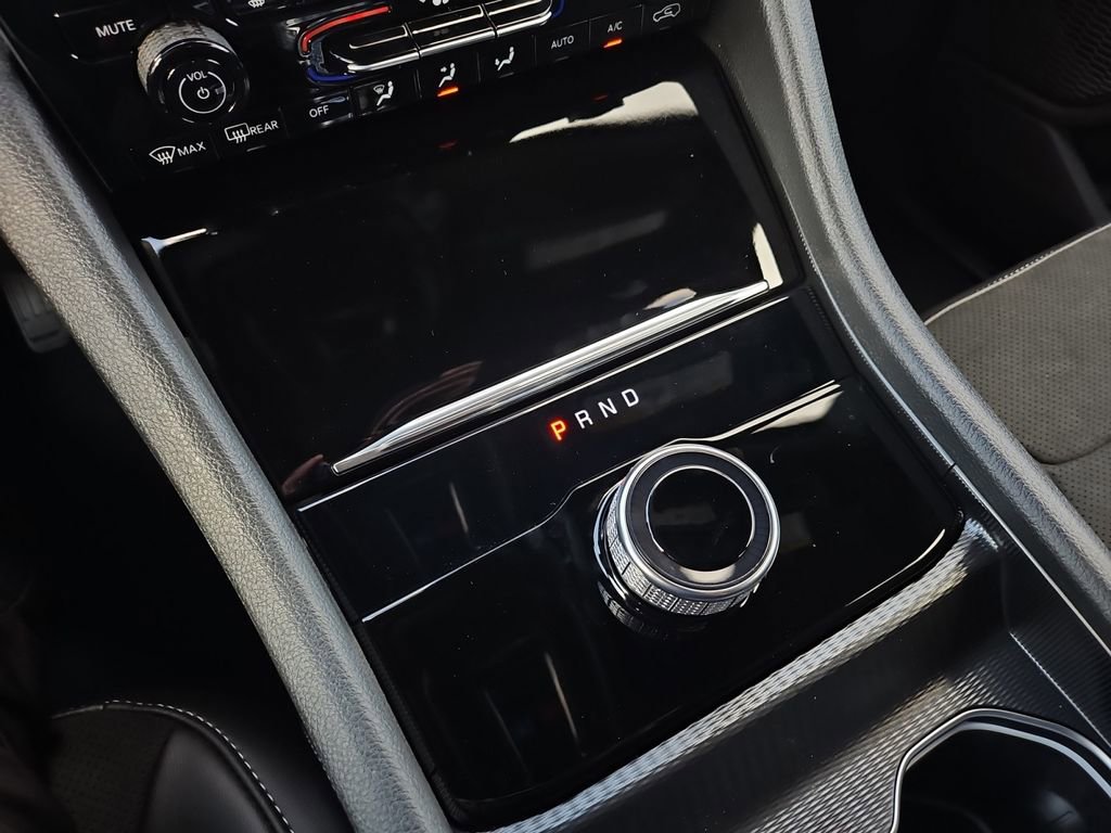 New 2025 Jeep Grand Cherokee Altitude image 22