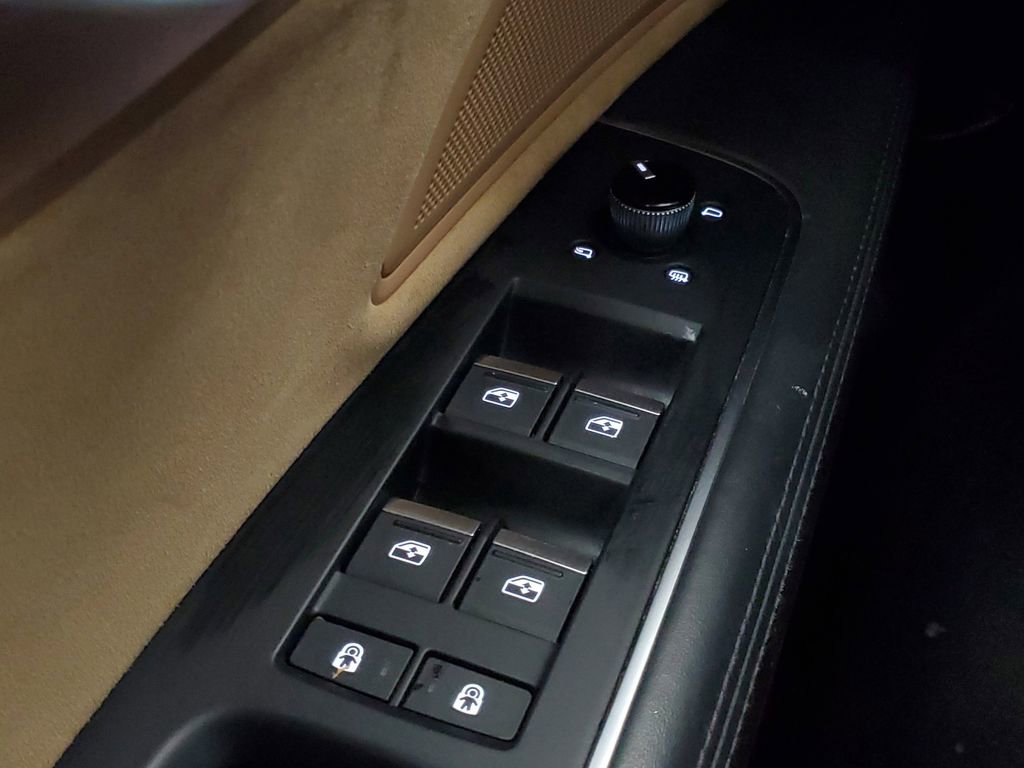 Used 2019 Audi A8 L 3.0T image 15