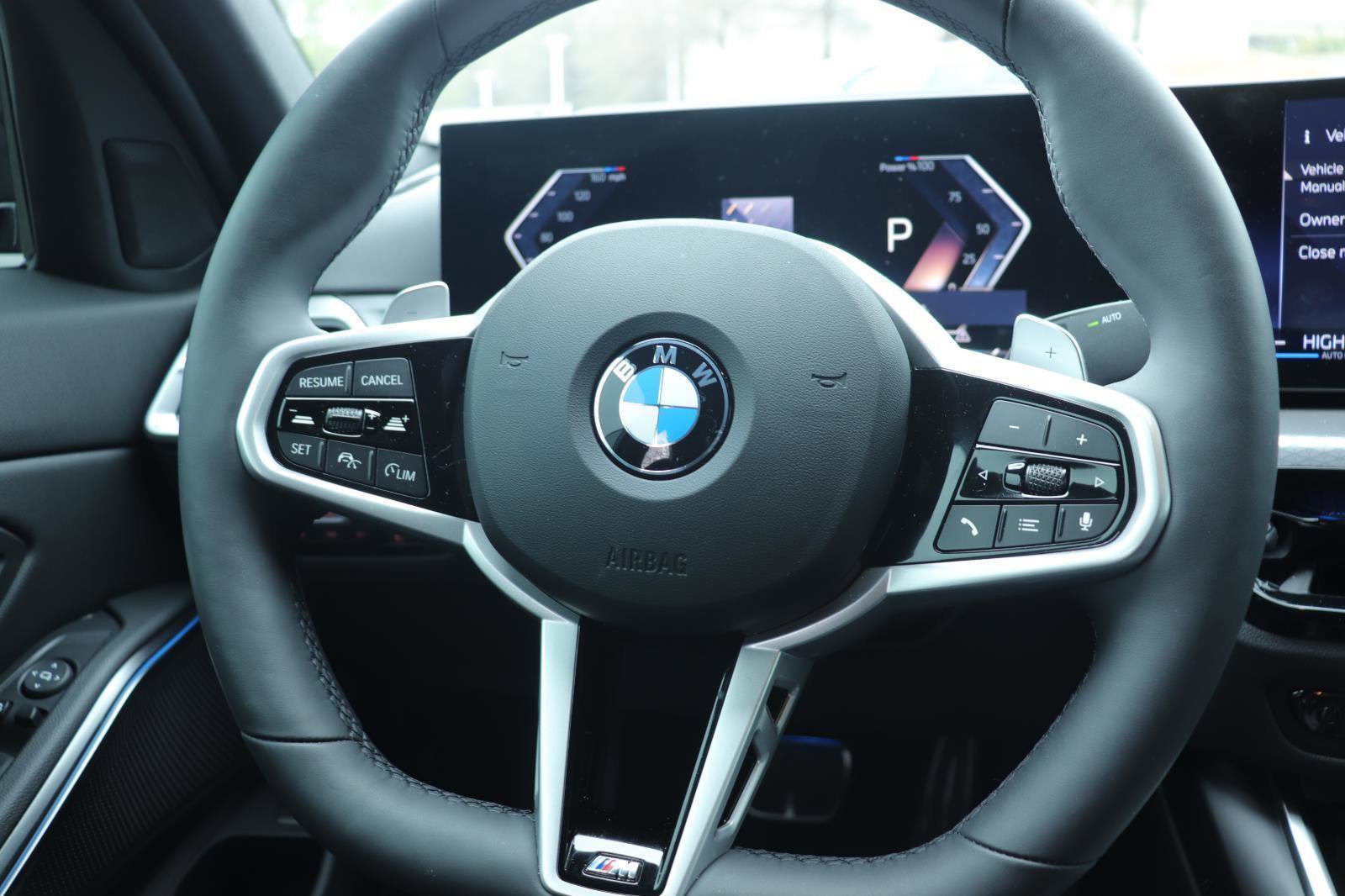 Used 2026 BMW 330i Sedan w/ M Sport Package image 27