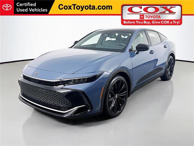 Certified 2025 Toyota Crown image 1