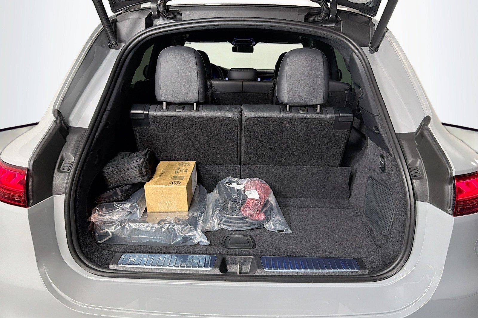 New 2026 Mercedes-Benz EQS 400 4MATIC SUV image 21