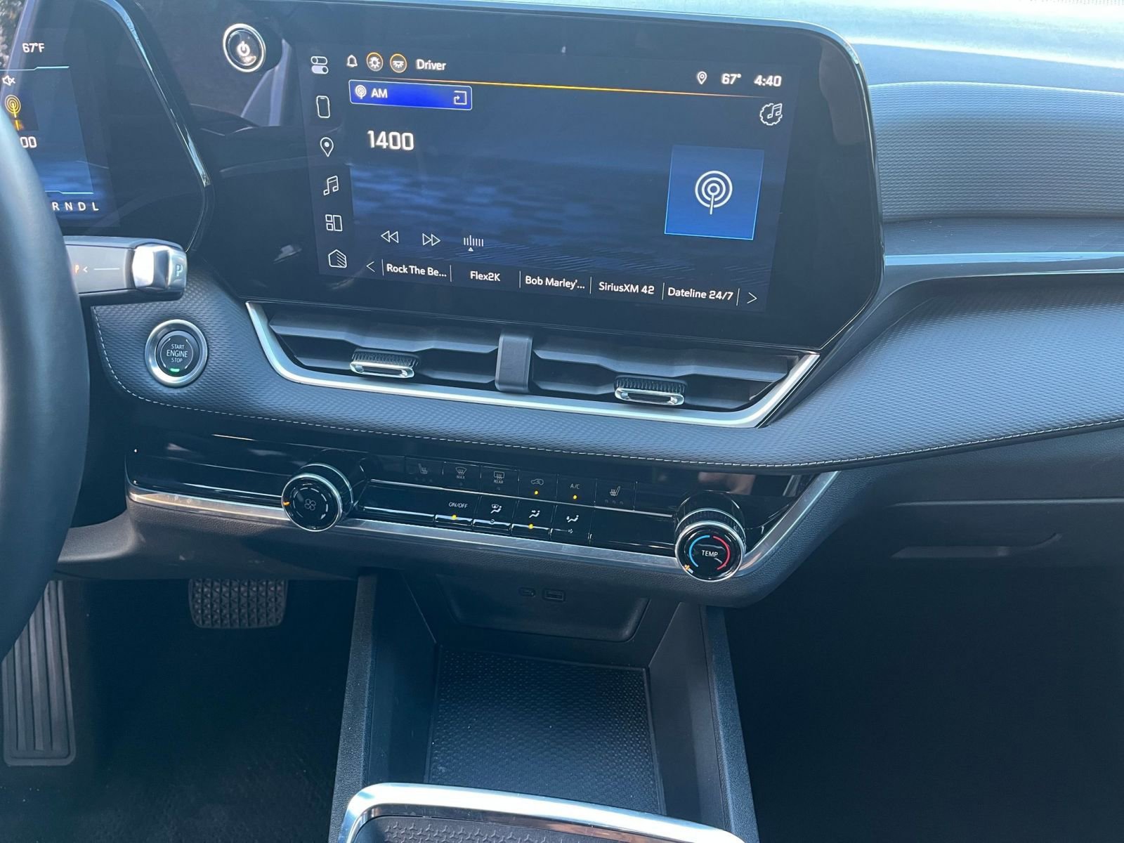 Used 2025 Chevrolet Equinox LT image 17