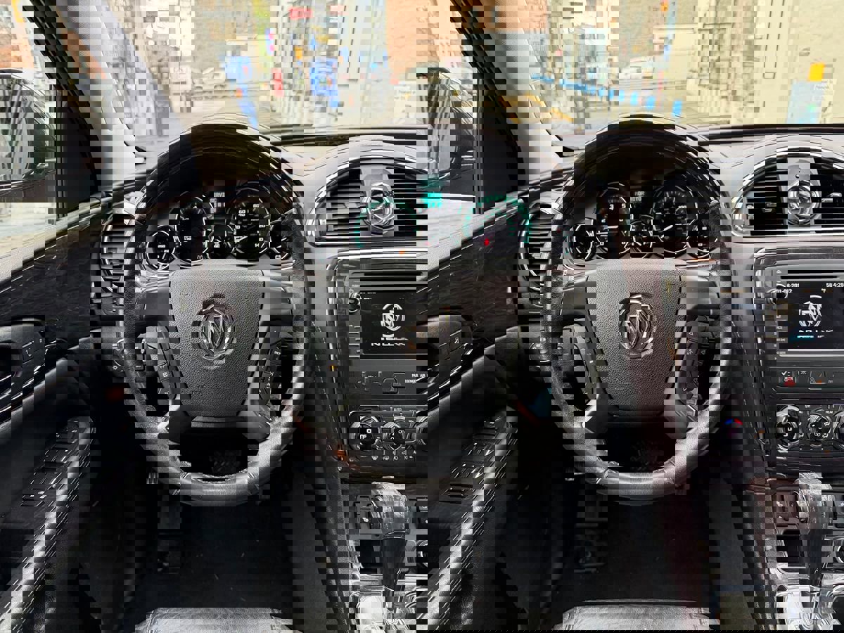 Used 2017 Buick Enclave Leather image 27
