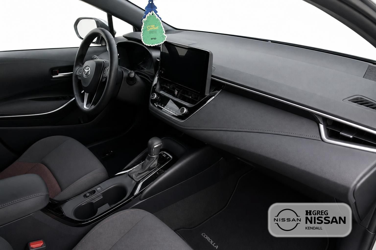 Used 2023 Toyota Corolla SE FWD image 7