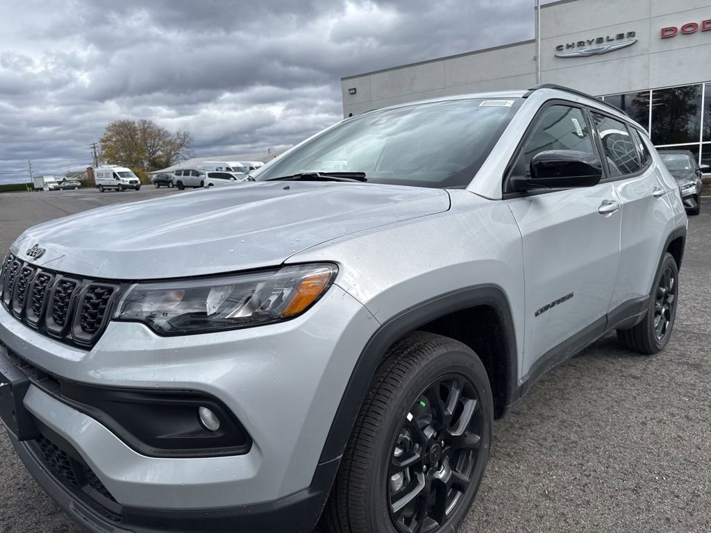 New 2026 Jeep Compass Latitude AWD/4WD image 2