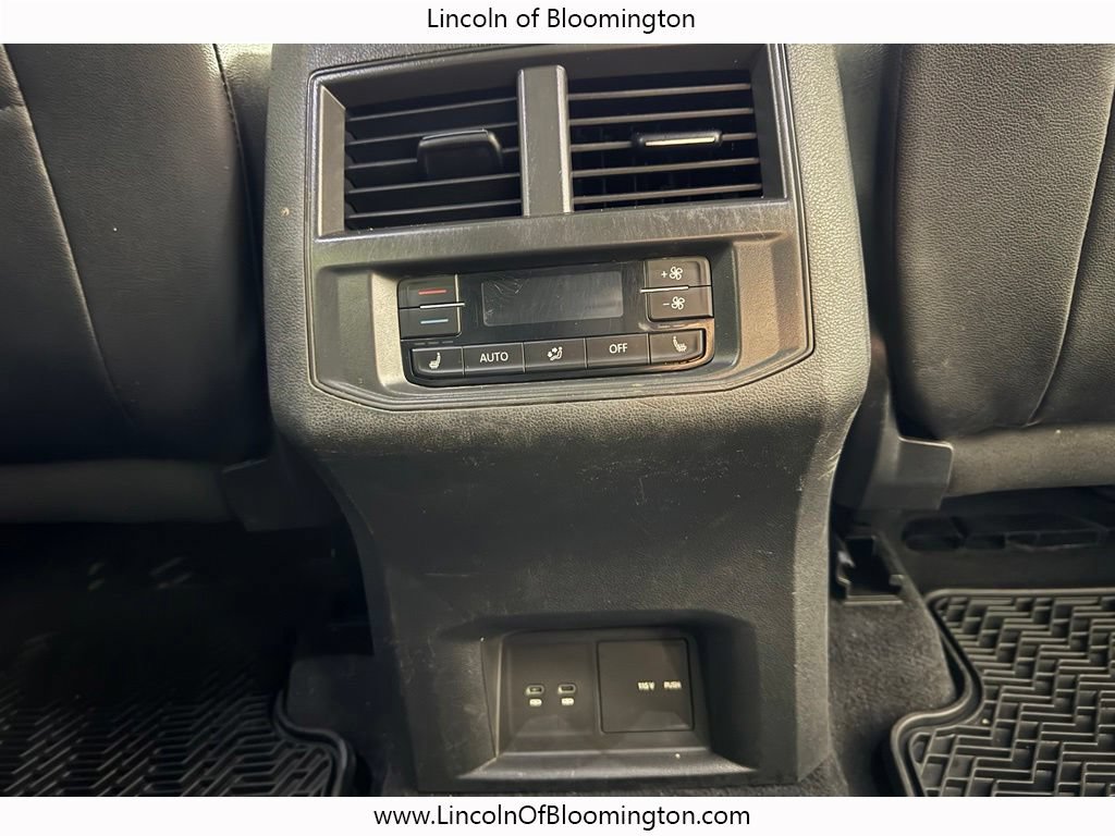 Used 2023 Volkswagen Atlas SEL Premium AWD/4WD image 9