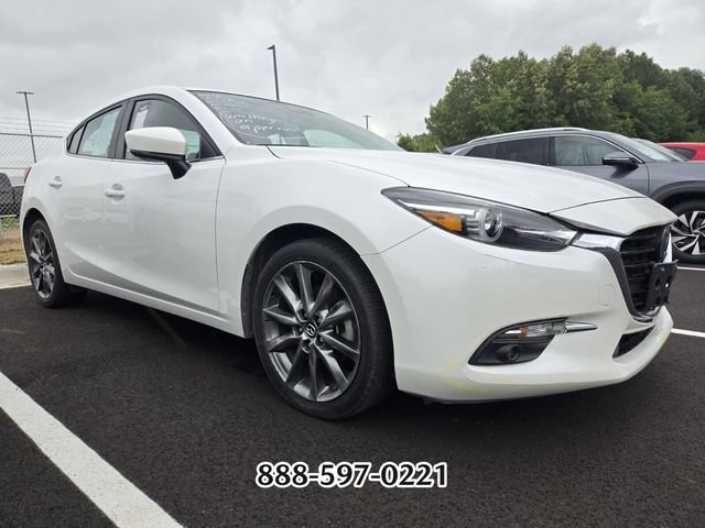Used 2018 MAZDA MAZDA3 Grand Touring w/ Premium Equipment Package FWD image 10