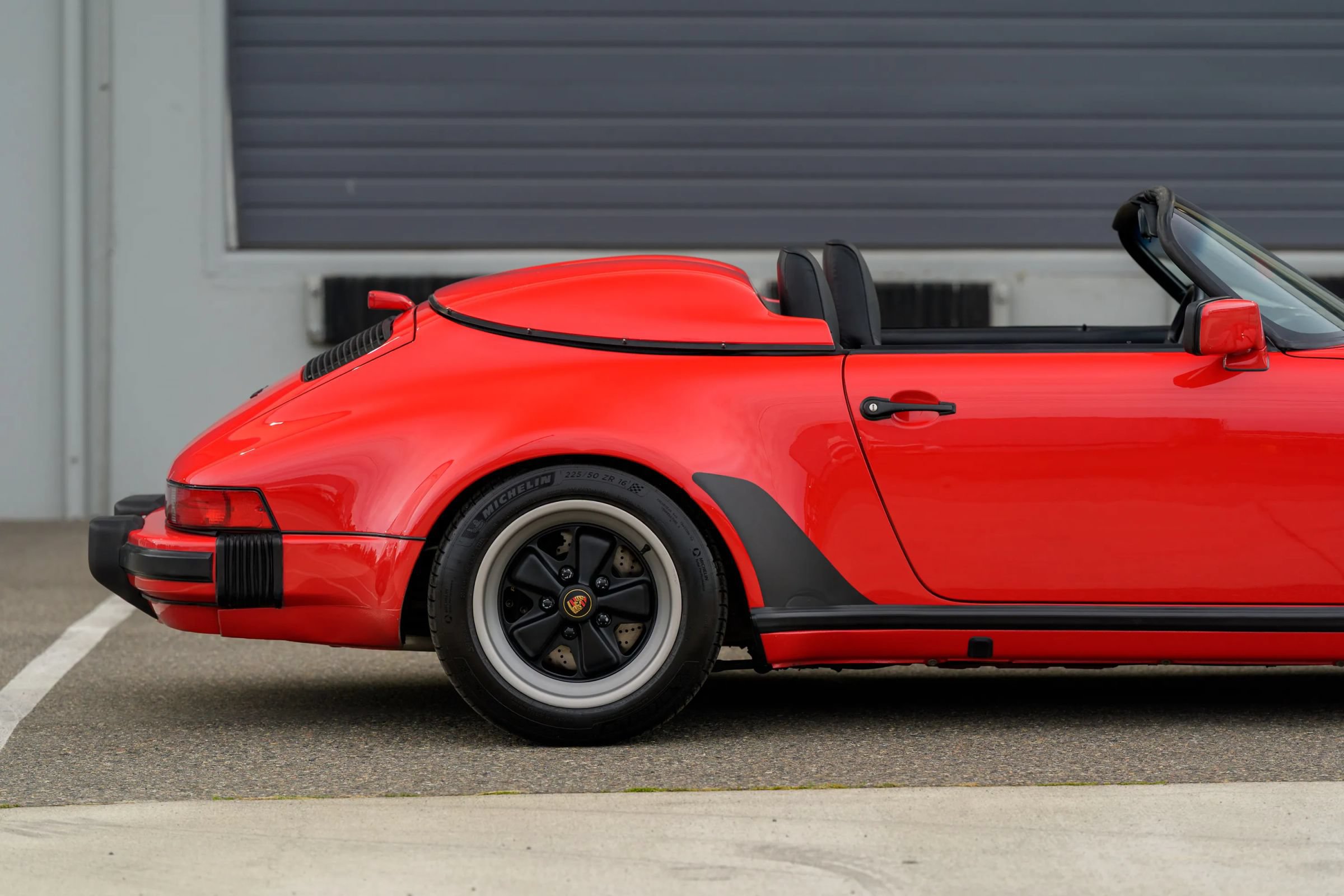 Used 1989 Porsche 911 Carrera RWD image 91