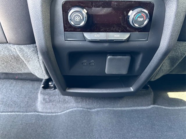 New 2025 Chevrolet Traverse LT w/ Enhanced Driving Package image 34