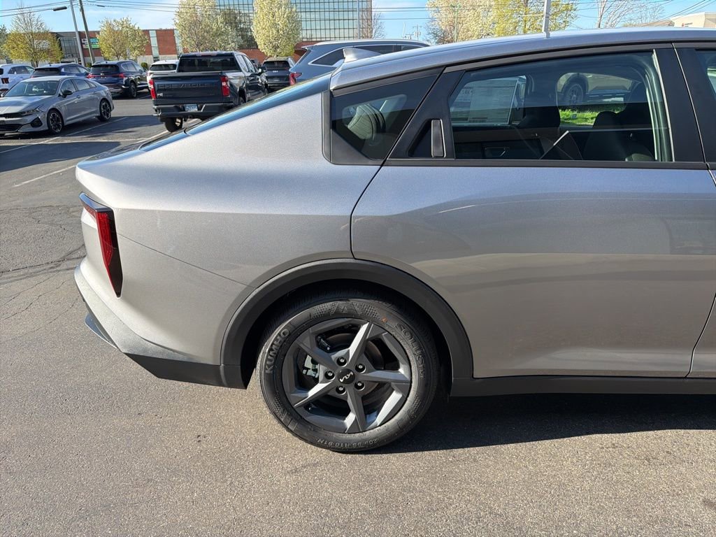 New 2026 Kia K4 FWD image 6