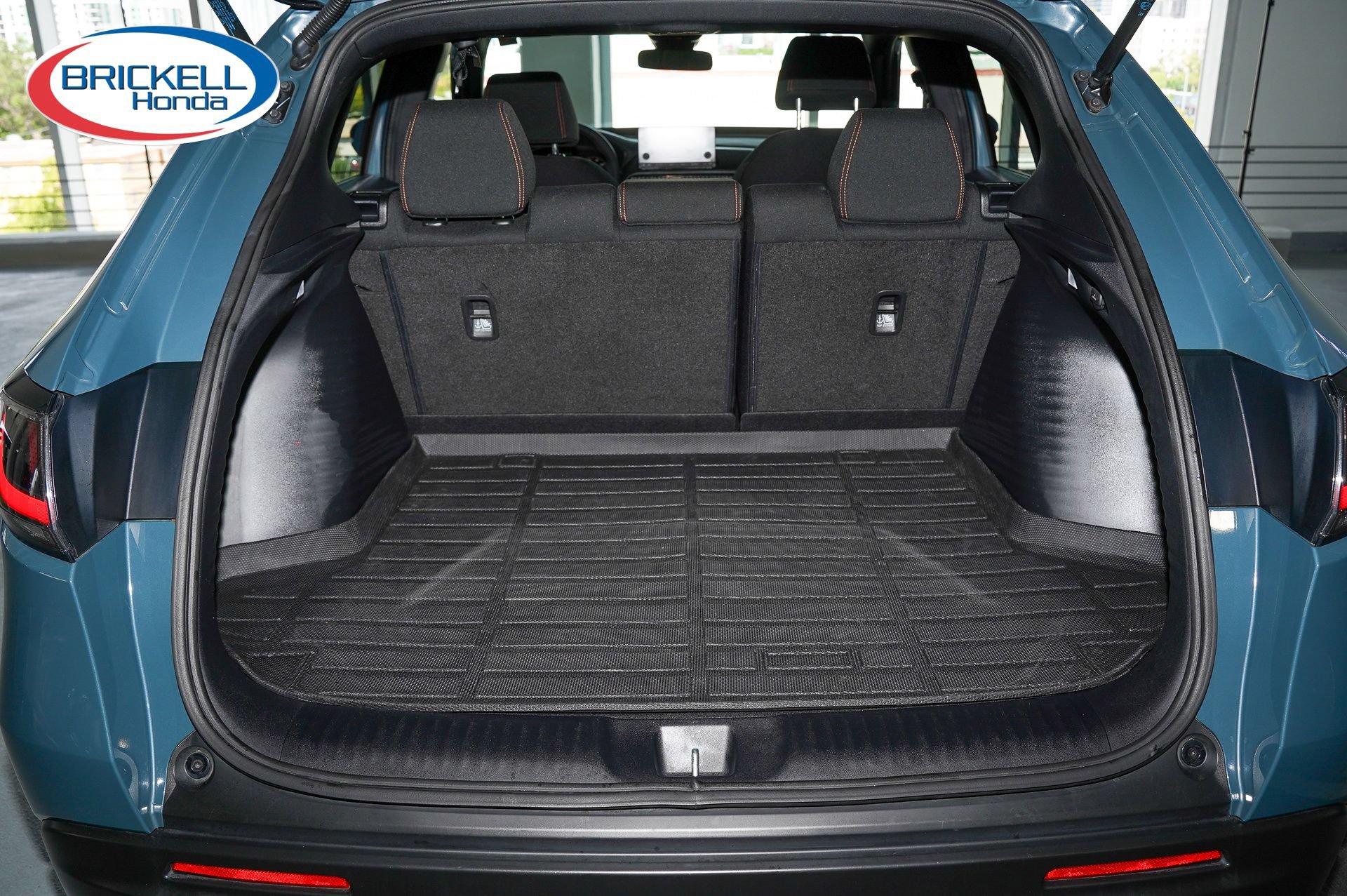 Used 2024 Honda HR-V Sport image 11
