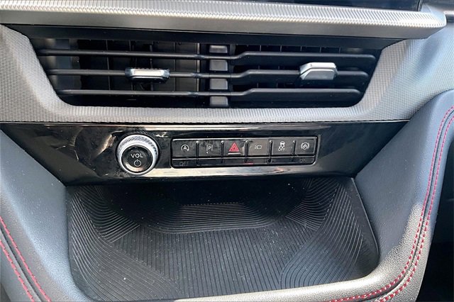 Used 2025 Ford Explorer ST-Line w/ ST-Line Street Pack image 34