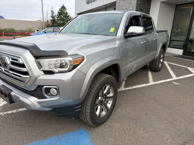 Used 2018 Toyota Tacoma Limited image 3