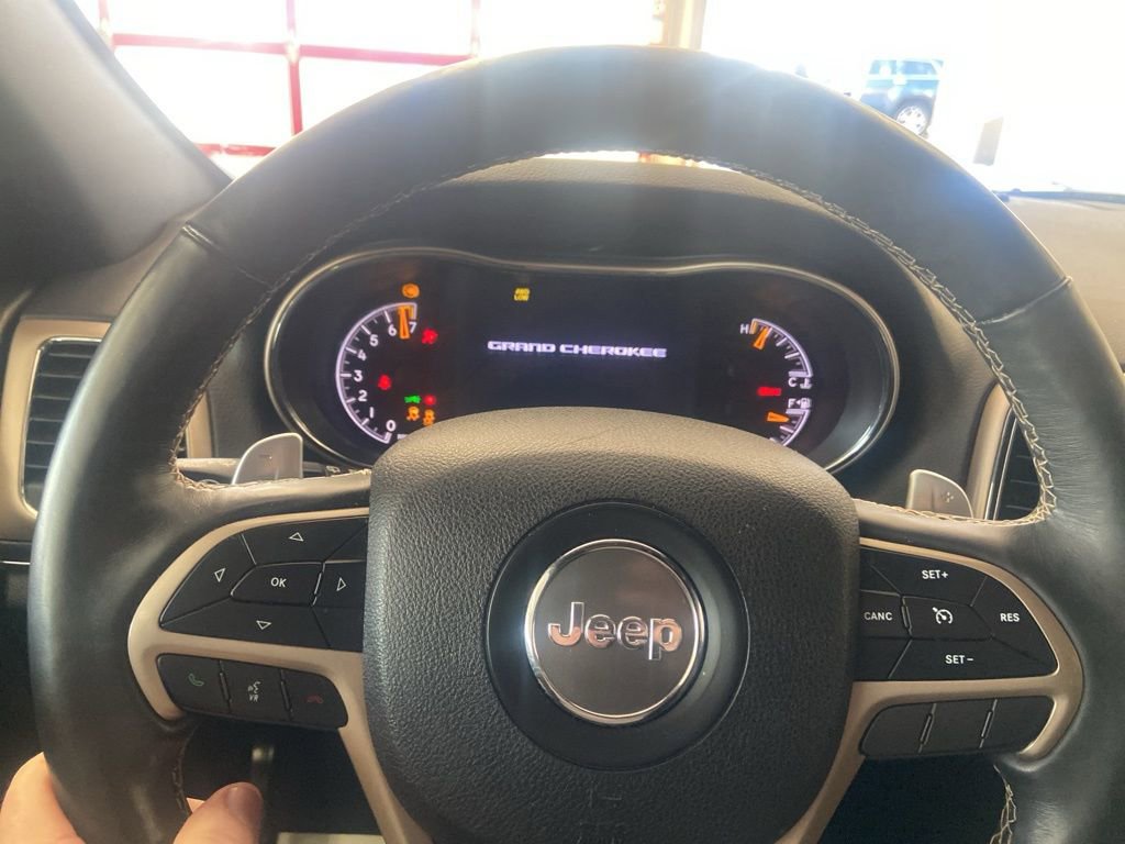 Used 2017 Jeep Grand Cherokee Limited image 36