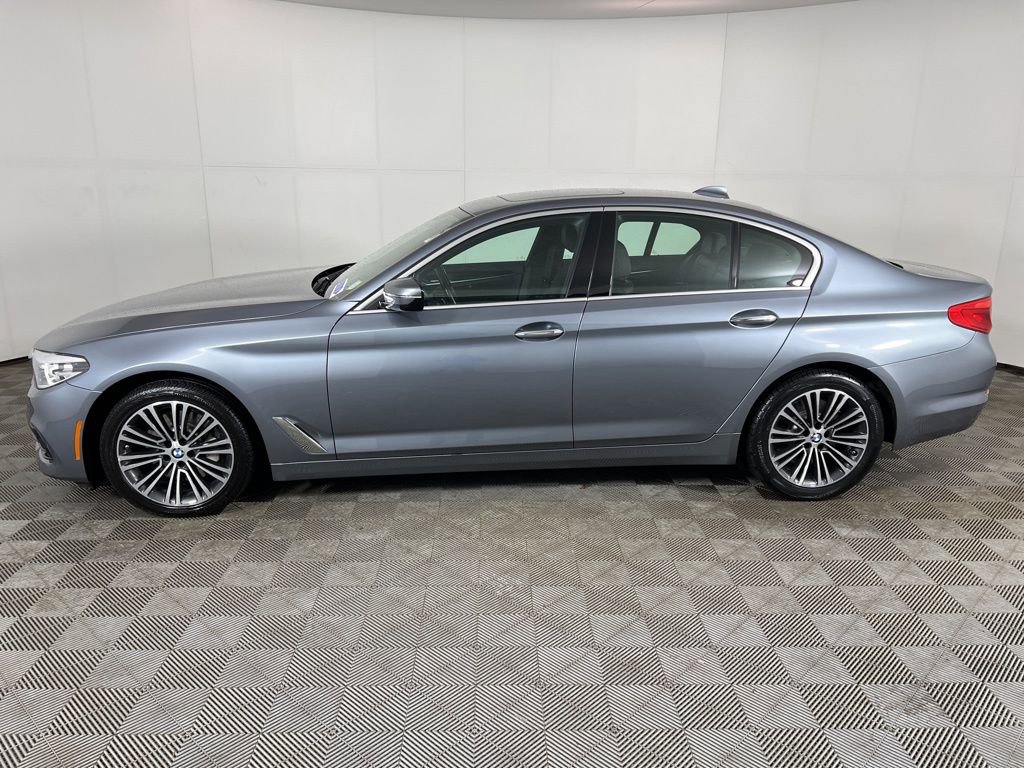 Used 2018 BMW 540i xDrive AWD/4WD image 10