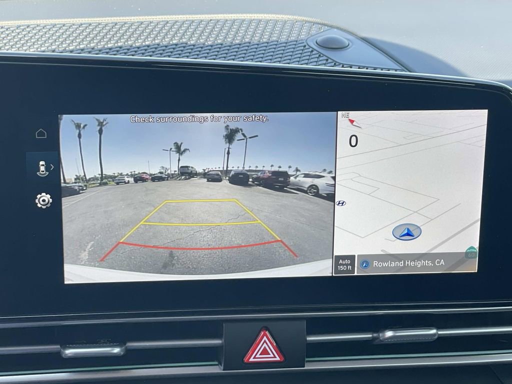 Certified 2024 Hyundai Elantra SEL w/ Convenience Package image 10