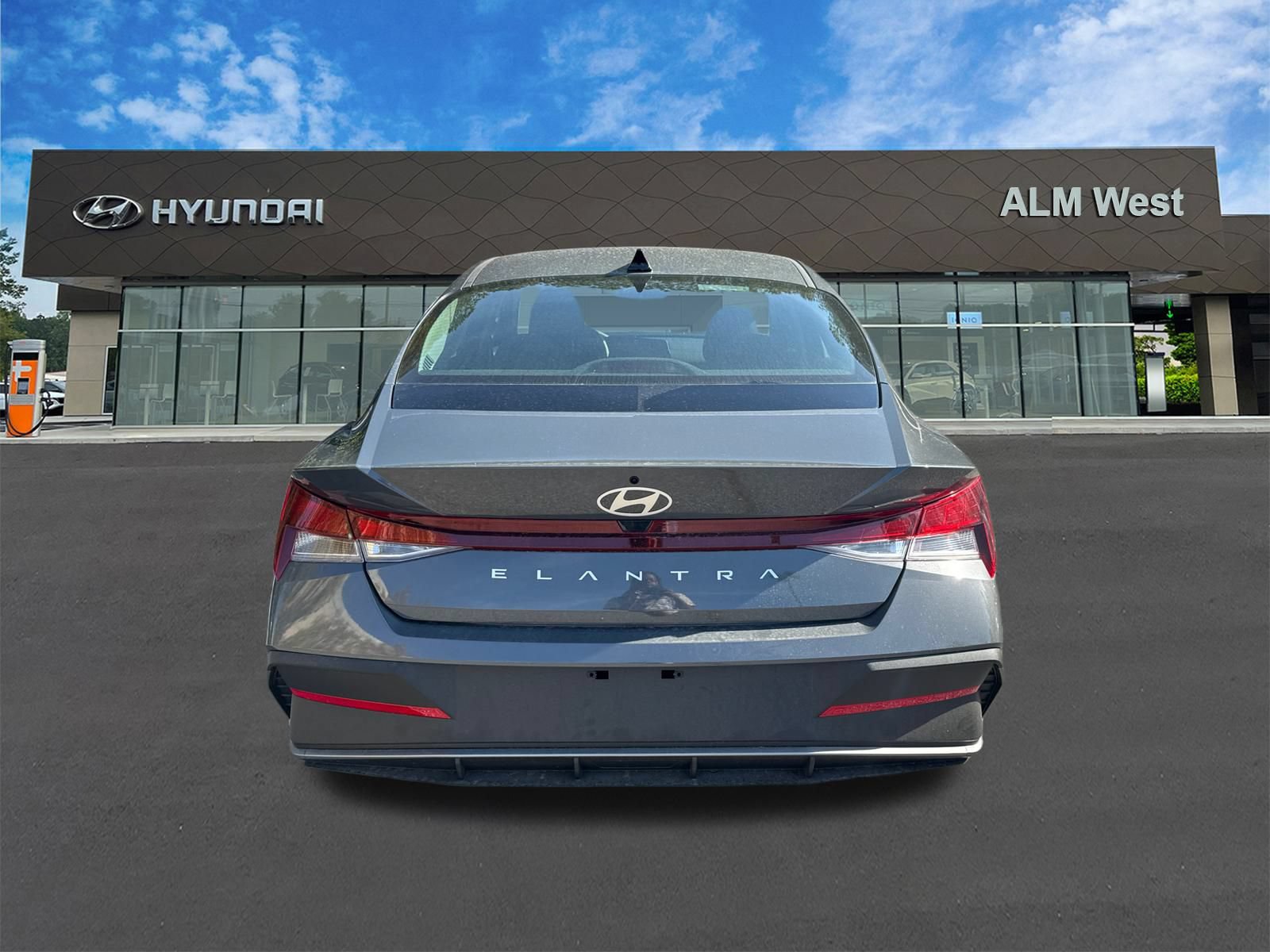 New 2026 Hyundai Elantra SE FWD image 7