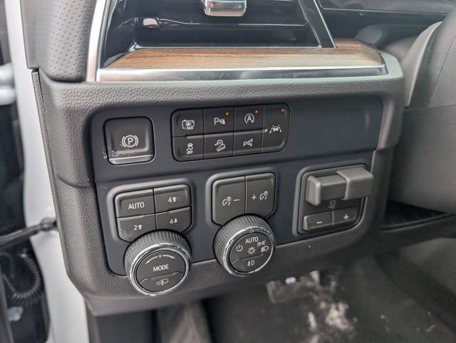 New 2026 Chevrolet Tahoe High Country image 16