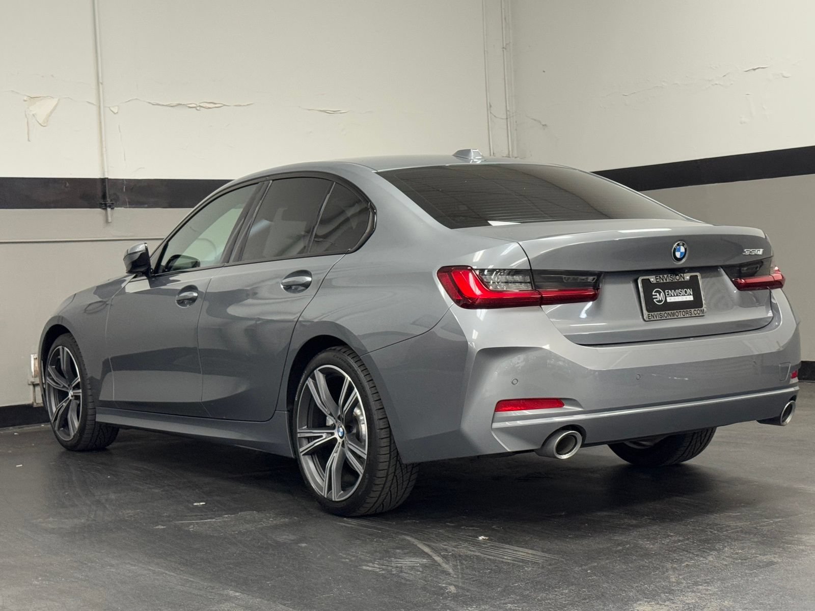Used 2023 BMW 330i Sedan w/ Driving Assistance Package RWD image 10