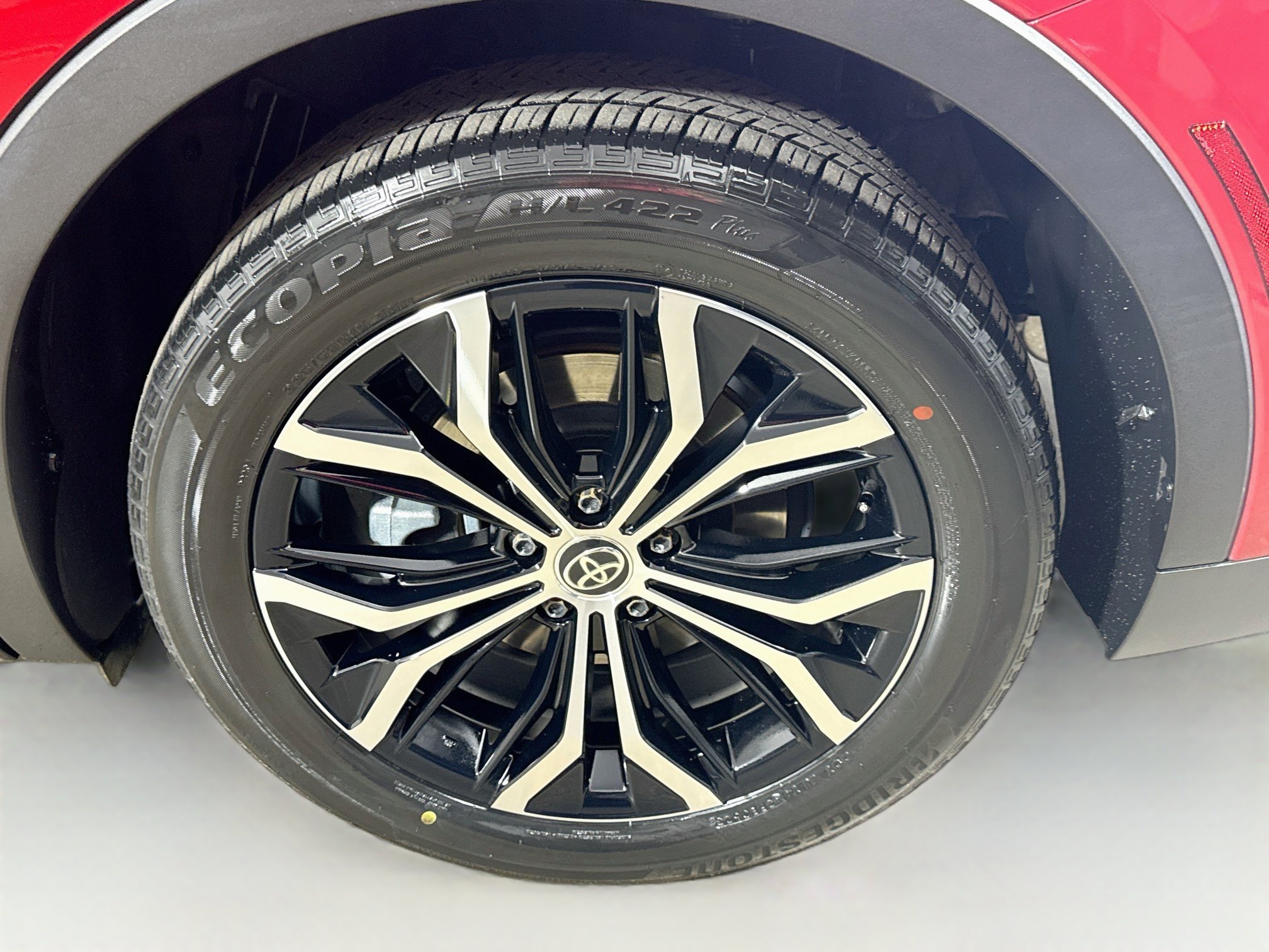 Certified 2023 Toyota Crown AWD/4WD image 29