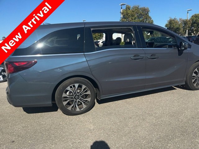 Used 2025 Honda Odyssey Elite image 8