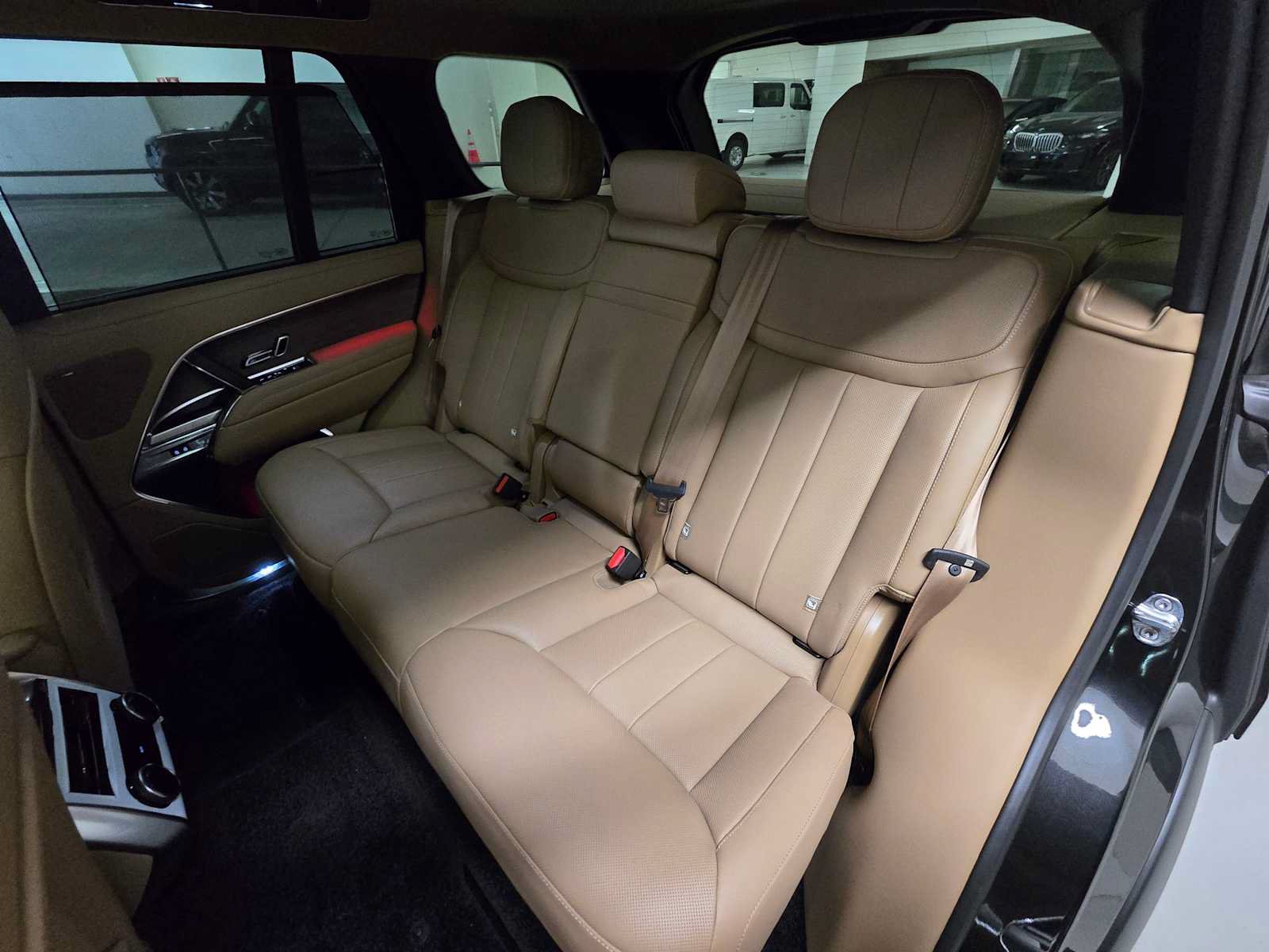 New 2026 Land Rover Range Rover SE AWD/4WD image 20