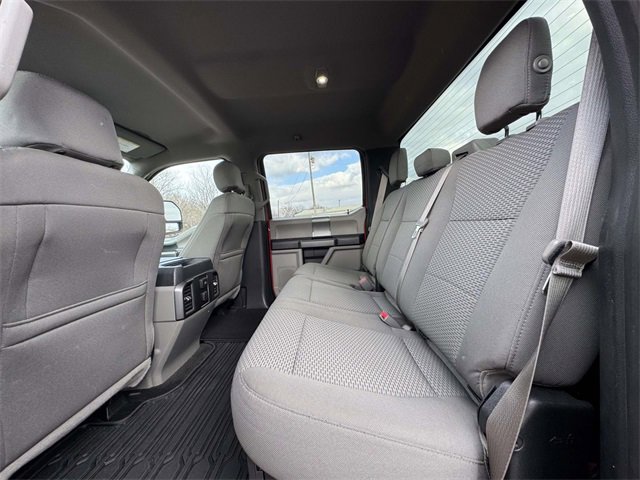 Used 2017 Ford F250 XLT w/ XLT Premium Package image 19