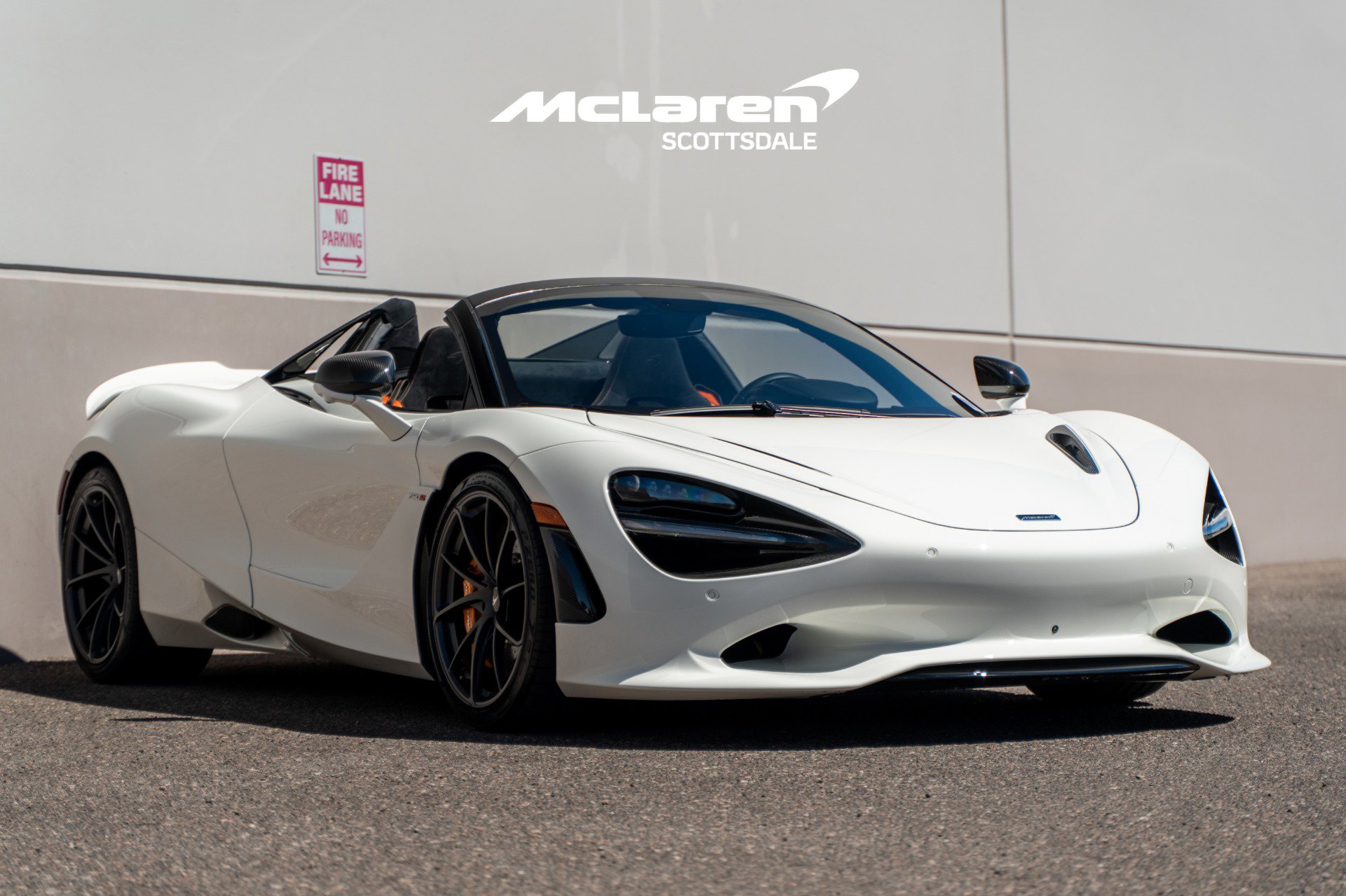 Used 2024 McLaren 750S PERFORMANCE image 9