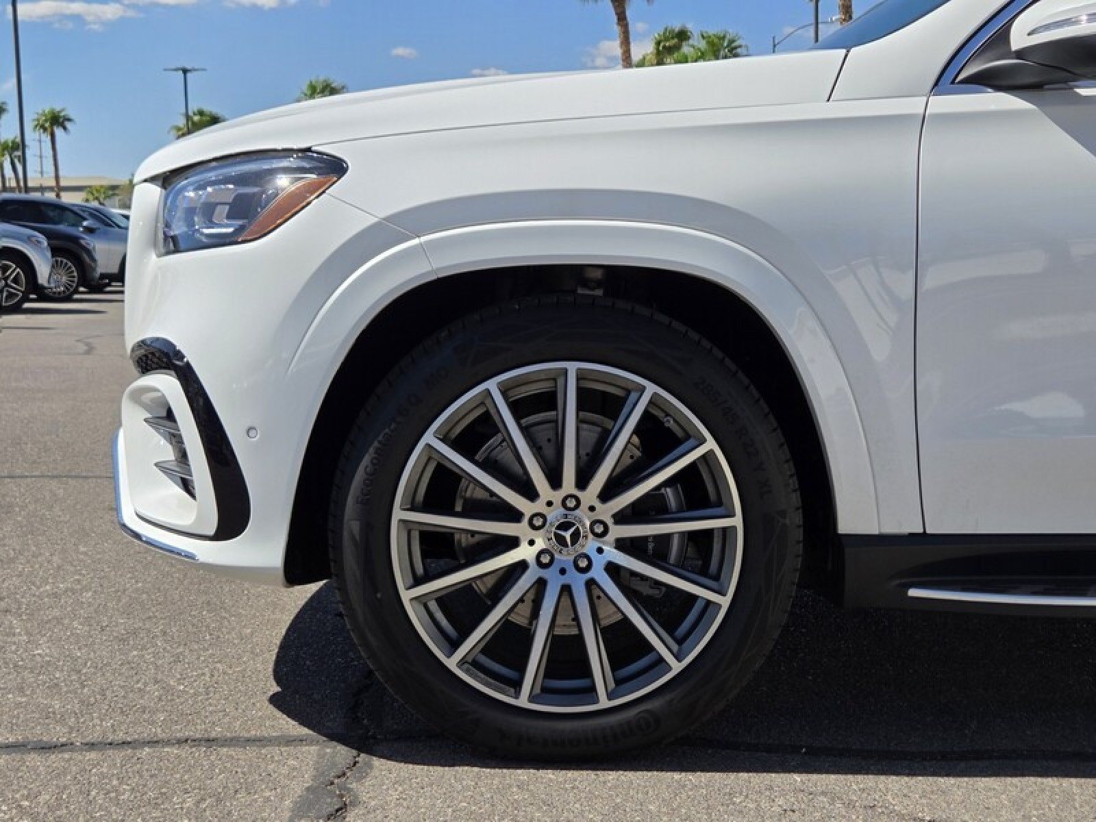 New 2026 Mercedes-Benz GLS 580 4MATIC image 10