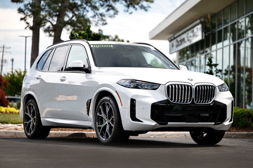 New 2026 BMW X5 xDrive50e w/ M Sport Package