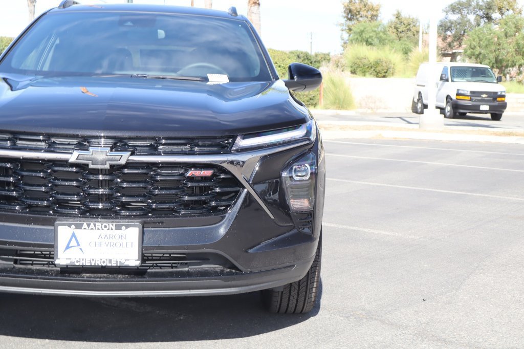New 2026 Chevrolet Trax RS w/ Driver Confidence Package FWD image 8