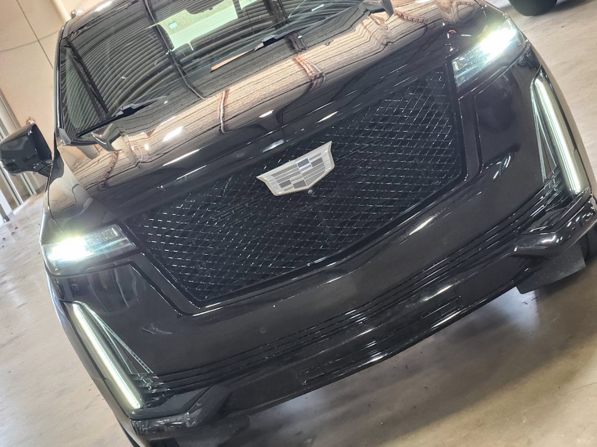 Used 2021 Cadillac Escalade Sport w/ Driver Assist Tech Package AWD/4WD image 12