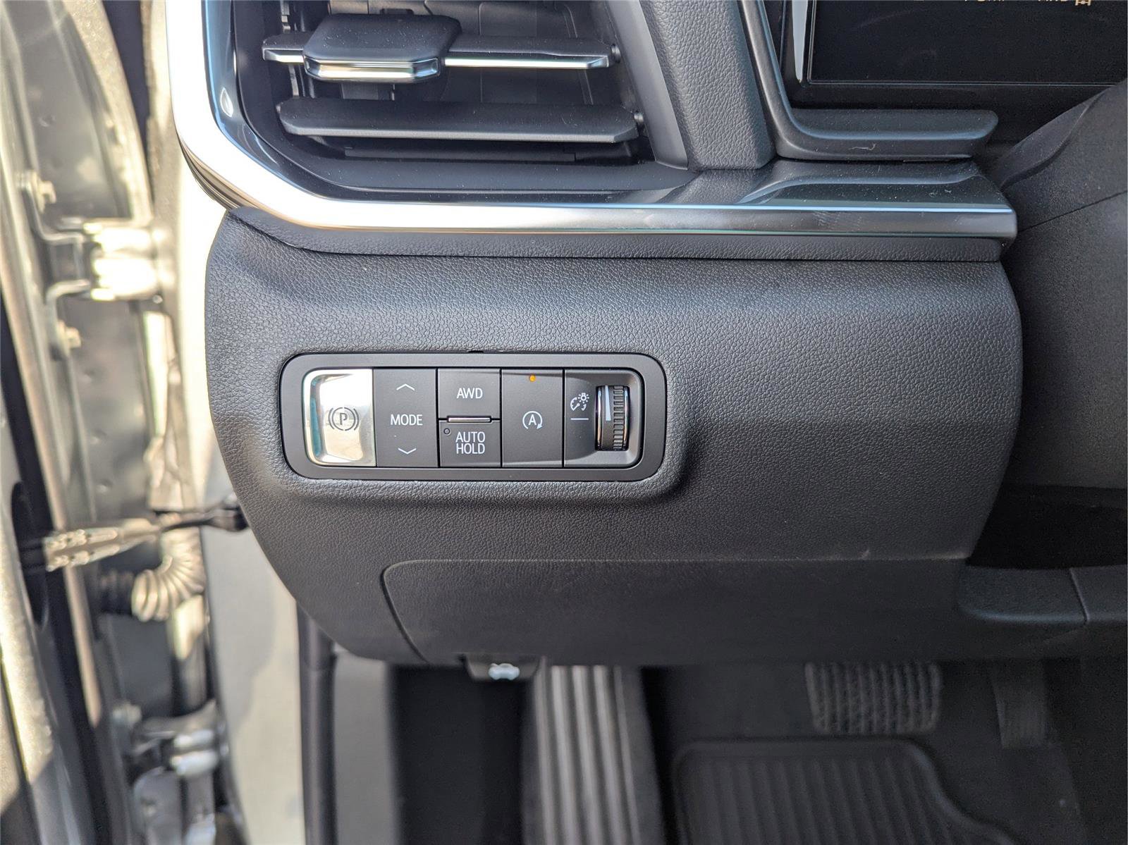 New 2026 GMC Terrain Denali AWD/4WD image 13