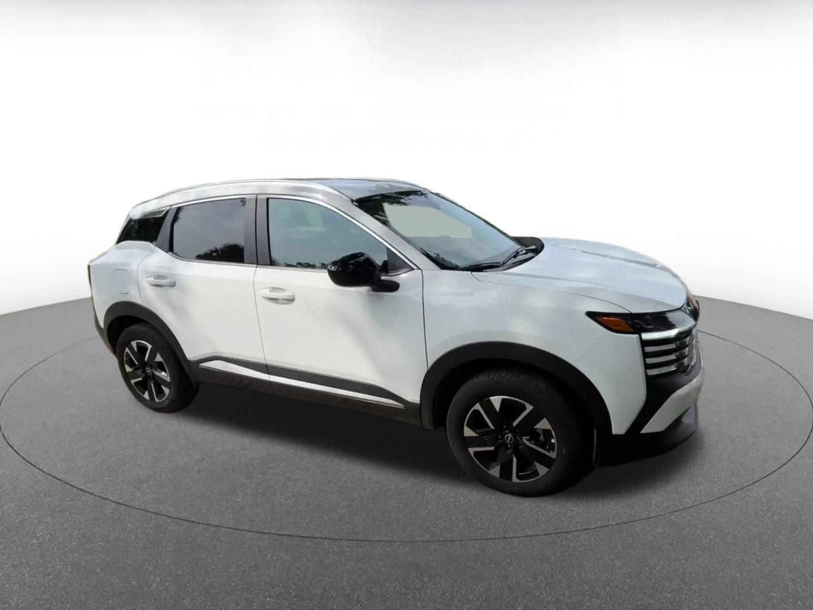 Used 2026 Nissan Kicks SV w/ Cold Weather Package AWD/4WD video 2