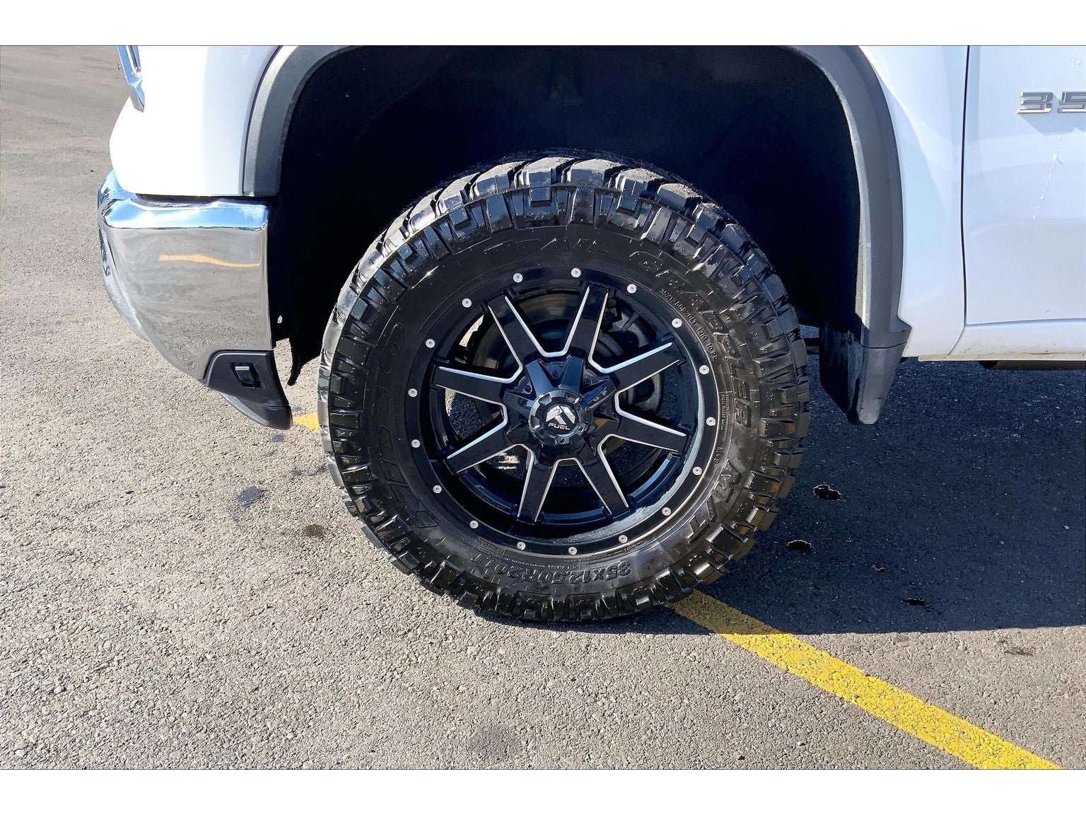Used 2024 Chevrolet Silverado 3500 LTZ AWD/4WD image 10