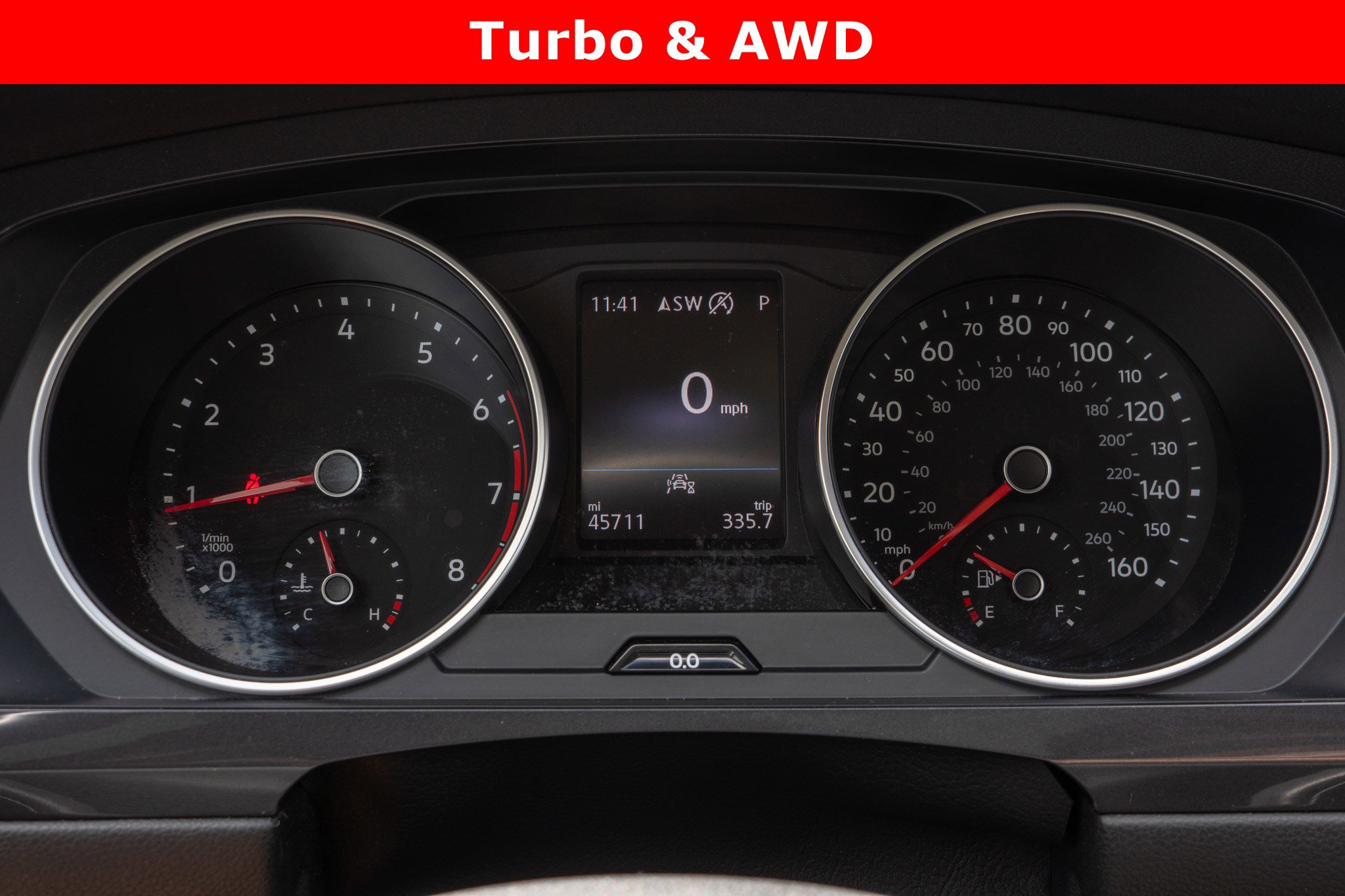 Used 2021 Volkswagen Tiguan SE w/ Panoramic Sunroof Package image 12