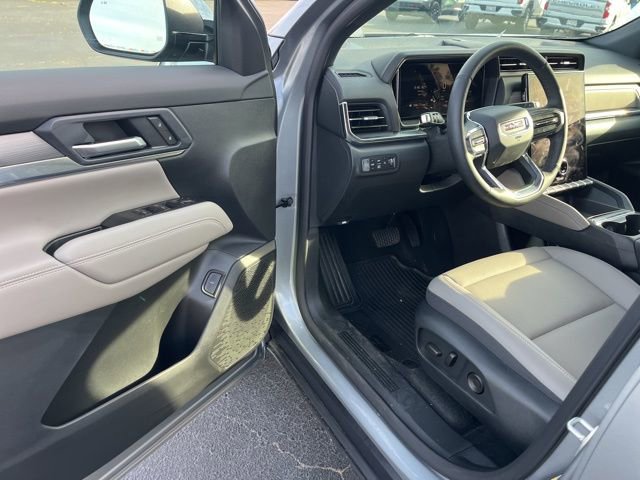 Used 2026 GMC Terrain Elevation w/ Elevation Premium Package AWD/4WD image 5