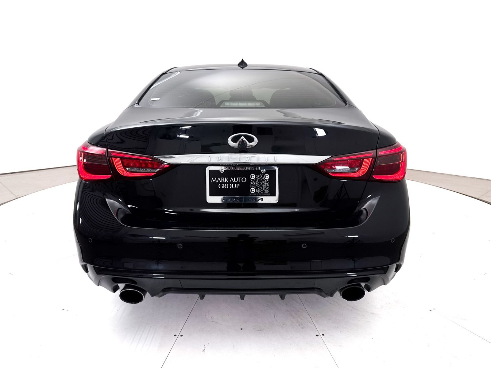 Used 2018 INFINITI Q50 Luxe w/ Essential Package (3.0T Luxe) RWD image 18