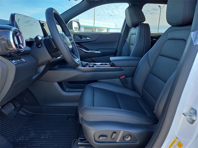 New 2026 Chevrolet Equinox LT w/ Convenience Package II image 12