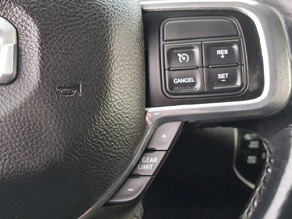 Used 2022 RAM 2500 Laramie AWD/4WD image 26