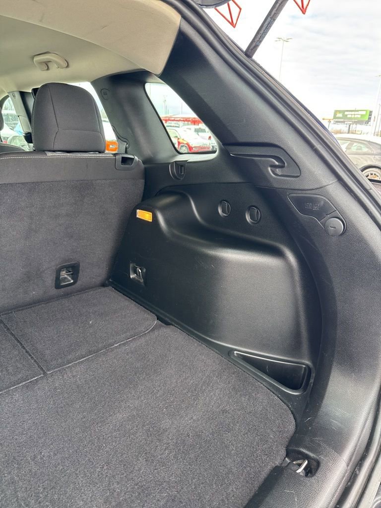 Used 2015 Jeep Cherokee Sport image 22