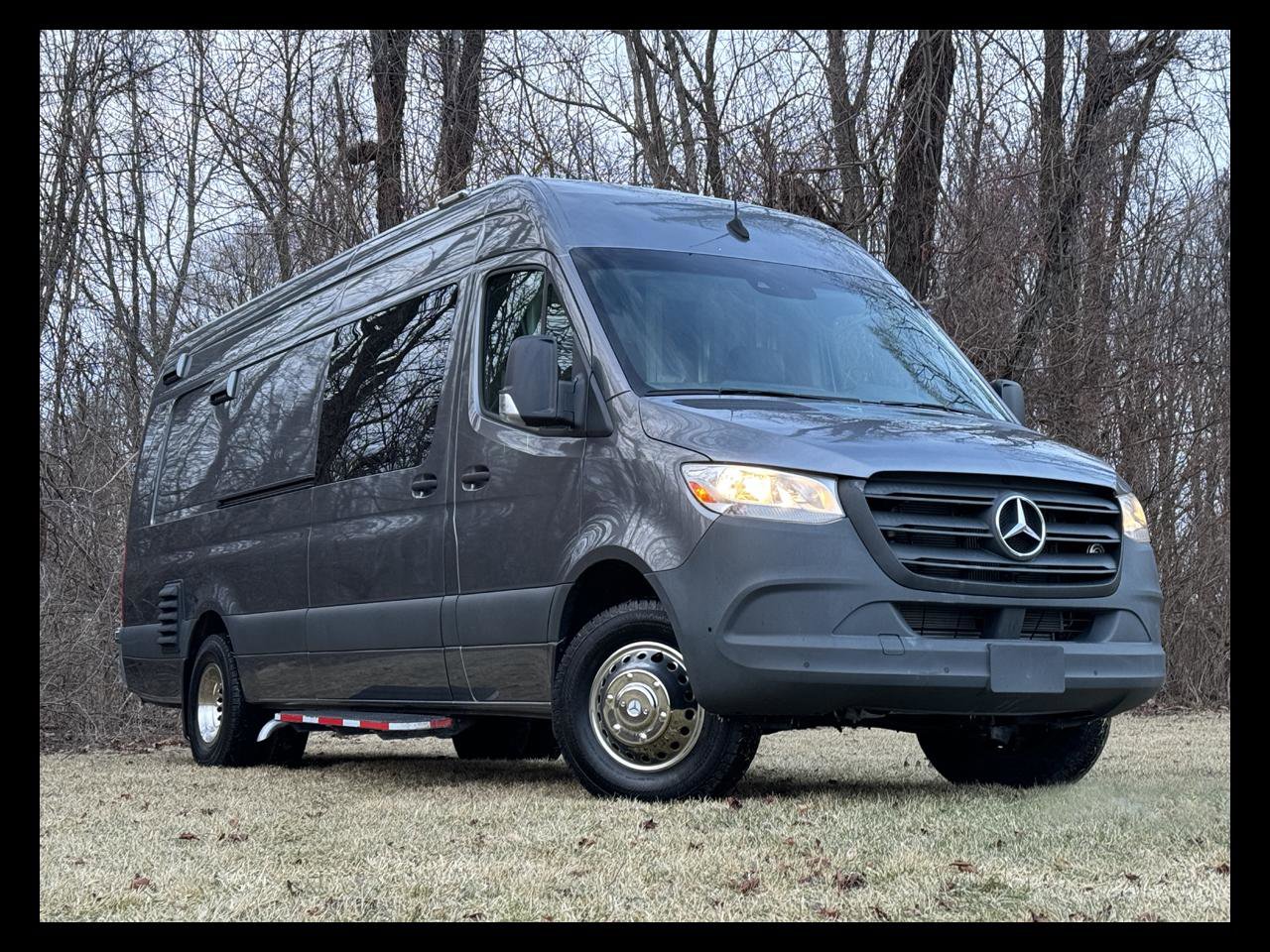 Used 2022 Mercedes-Benz Sprinter 4500 image 2