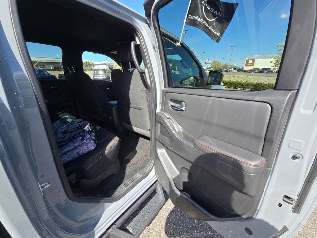 Certified 2023 Nissan Frontier PRO-4X w/ Pro Convenience Package AWD/4WD image 14