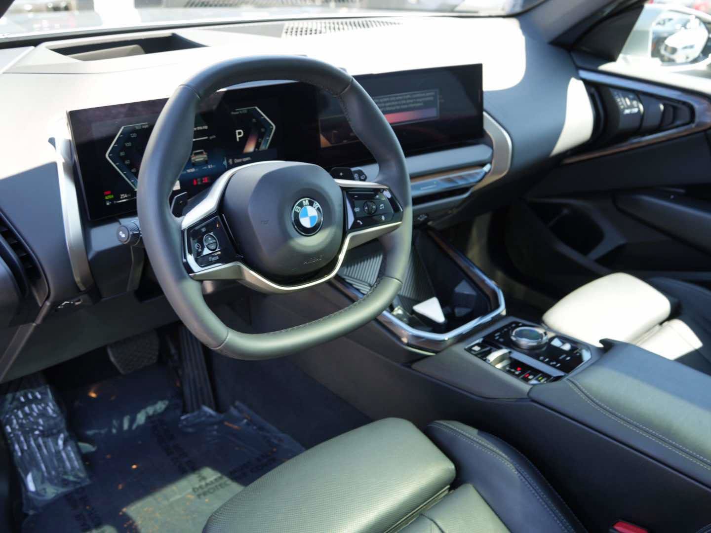 Used 2025 BMW X3 xDrive30i AWD/4WD image 12
