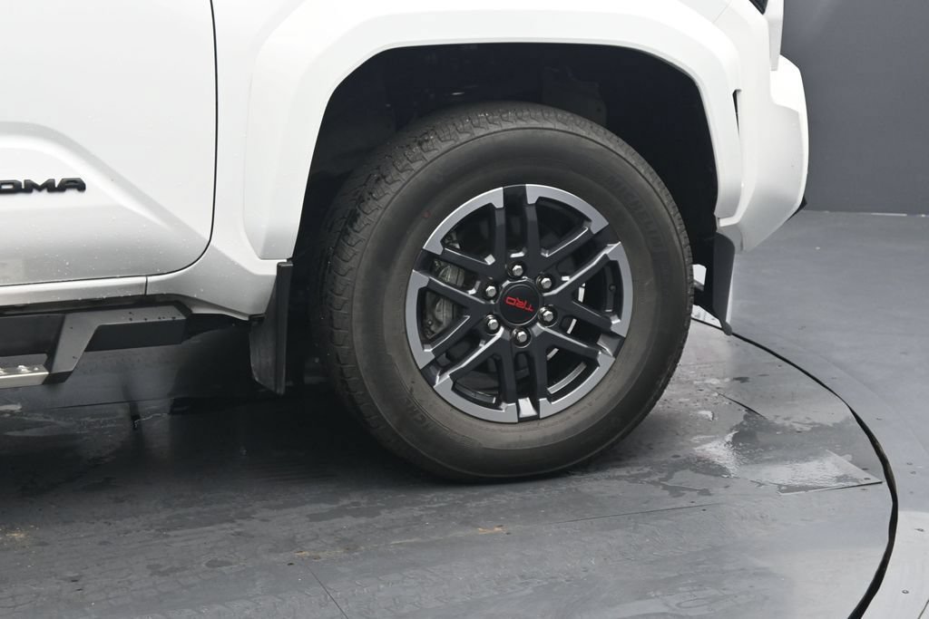 Used 2024 Toyota Tacoma TRD Sport w/ TRD Sport Upgrade Package AWD/4WD image 11
