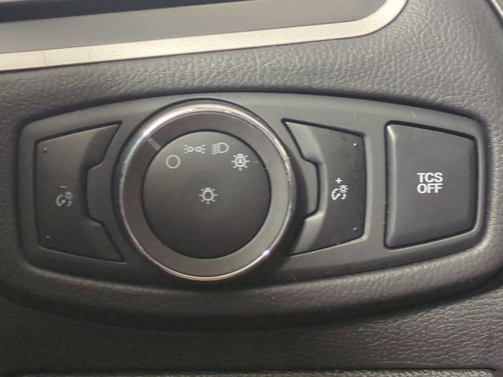 Used 2024 Ford Edge SEL AWD/4WD image 29