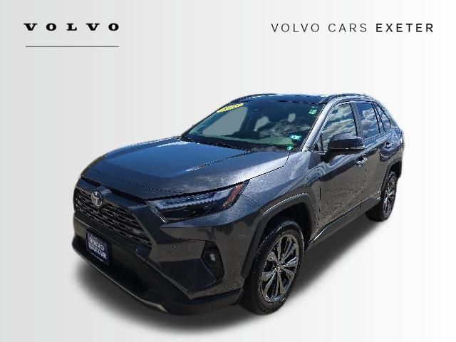 Used 2023 Toyota RAV4 Limited AWD/4WD image 3