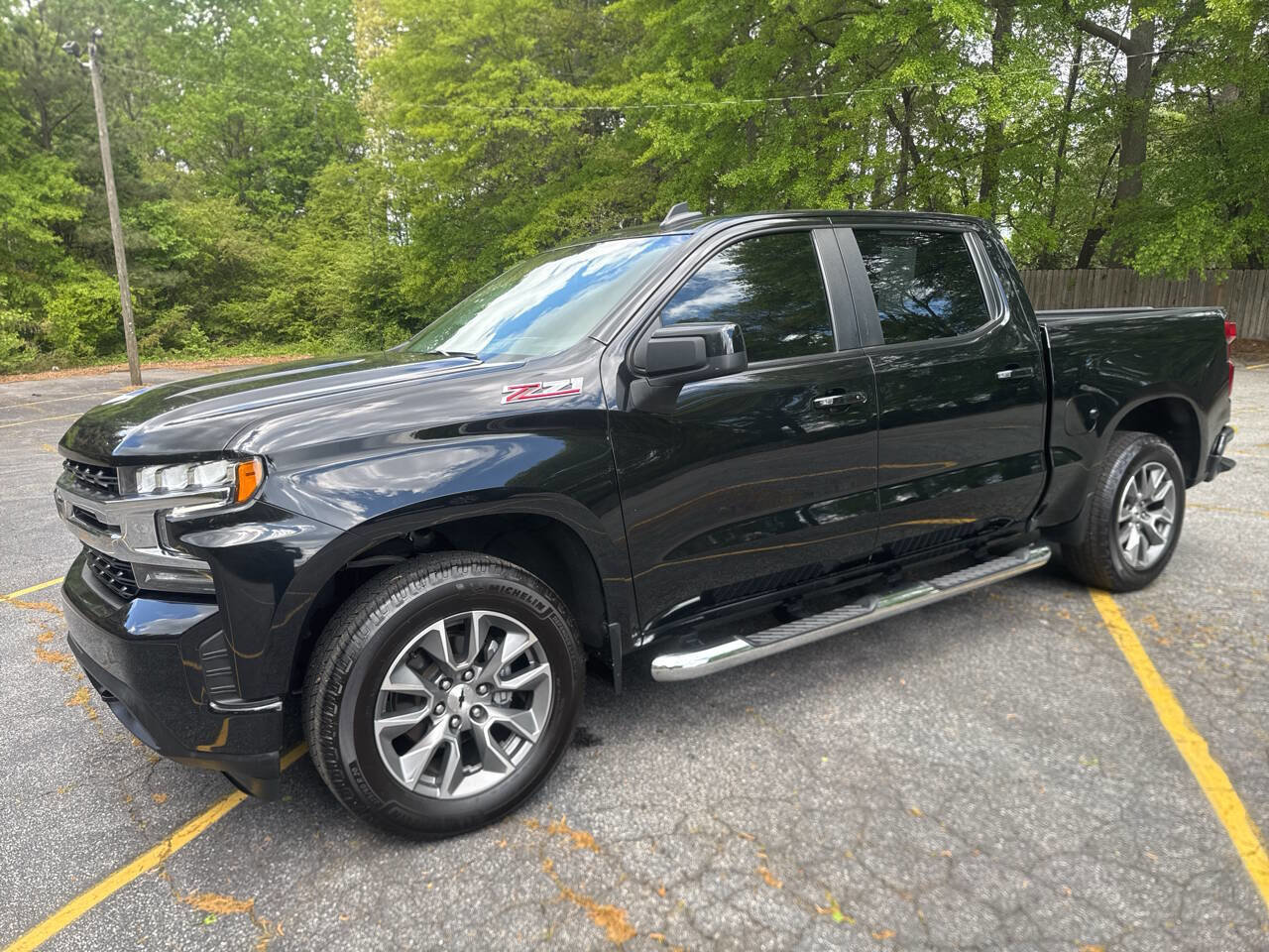 Used 2021 Chevrolet Silverado 1500 RST image 2