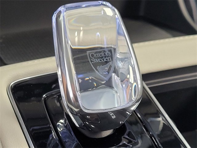 New 2026 Volvo XC90 B6 Ultra image 28