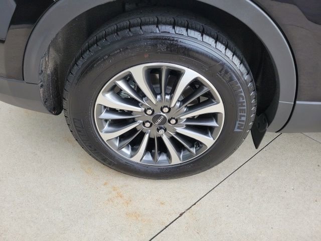 Certified 2023 Lincoln Nautilus FWD image 16